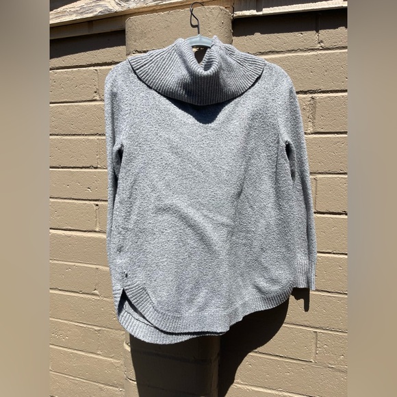 Tahari Gray Cowl Turtleneck Sweater Soft Knit Relaxed‎ Fit - Picture 2 of 6